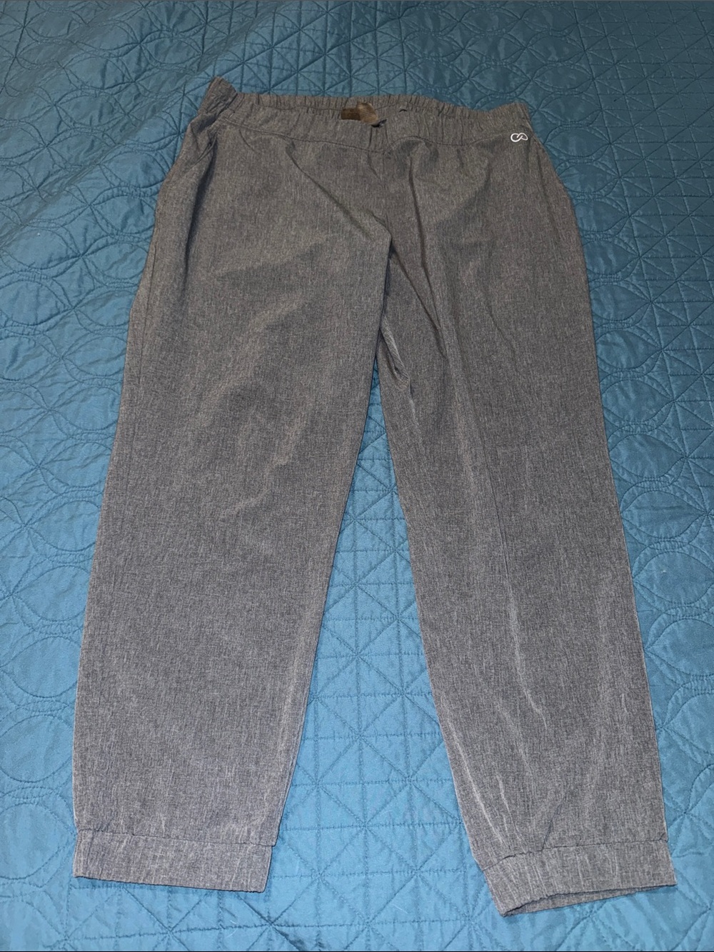 CALIA by Carrie Underwood Gray Women's Jogger Pants